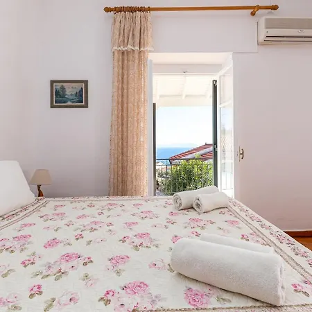 Georgina Villa Nisaki (Corfu)